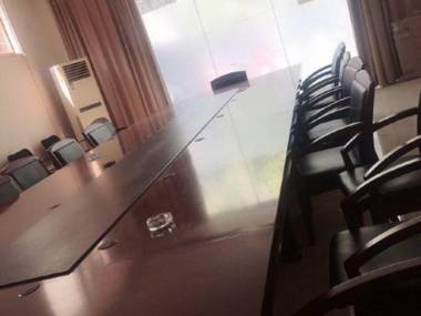 Laniakea Hot Spring Resort Hotel