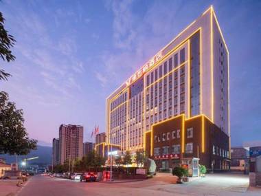 Vienna Hotel Lincang New Asia Pacific Times Square