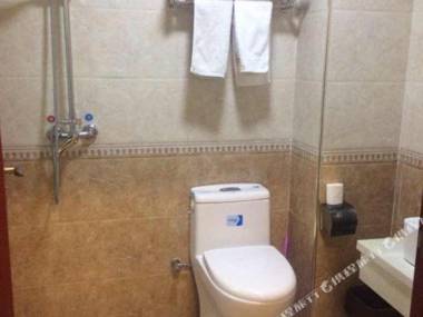 Yongde Business Hotel