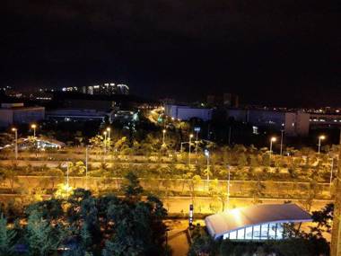 7Days Premium Kunming University Town Subway Station Branch