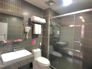 Thank Inn Plus Hotel  Maoming XinYi City Yingbin Avenue