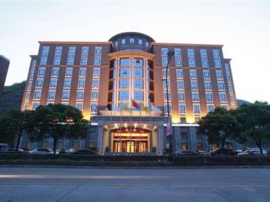 Metropolo Jinjiang Hotel Shenjiamen