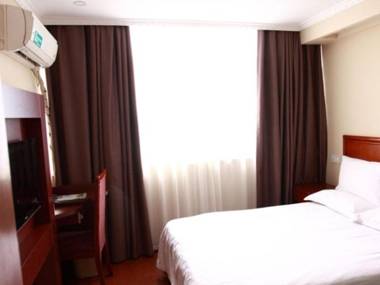 GreenTree Inn Jiangsu Huaian Chuzhou Avenue Business Hotel