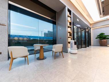 Ji Hotel Xuyi Jiaxi Square