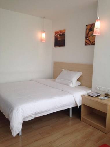 Thank Inn Chain Hotel Guangdong Heyuan East Longchuang Road