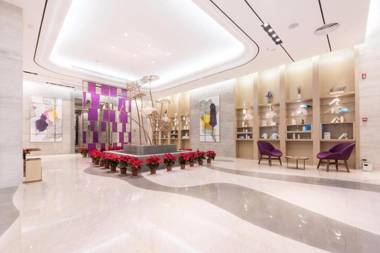 Lavande Hotel HeYuan Dongyuan