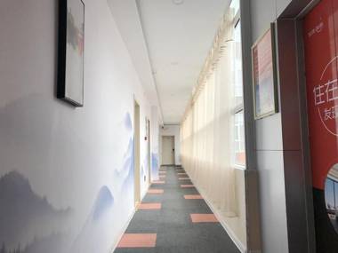 JUN Hotels Jinzhong Yuci District Railway Station