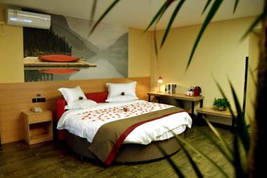 Thank Inn Hotel Shanxi Jinzhong Zuoquan County Bus Station