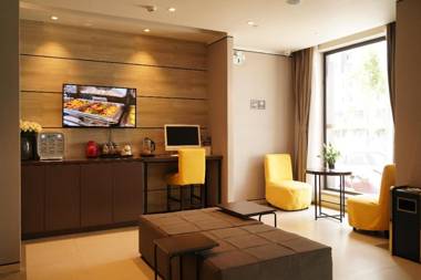 Starway Hotel Jinzhong Yunhua West Street