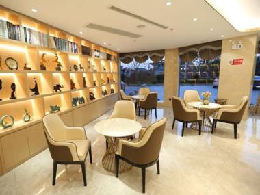 GreenTree Inn Express Linyi Tangtou Hot Spring Guantang Street