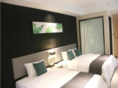 UP AND IN Hotel Shandong Linyi Lanshan District Taisheng Plaza