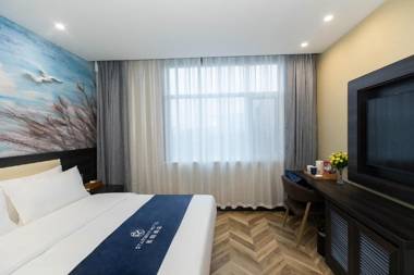 Starway Hotel Linyi University