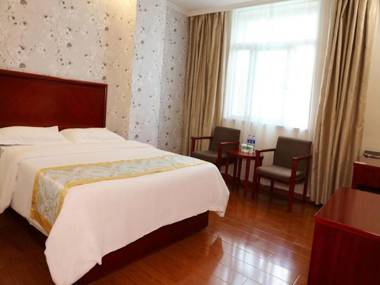 GreenTree Inn Anhui Fuyang Taihe South Xiyang Road Business Hotel