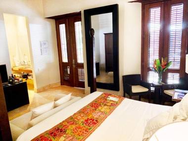 Ananda Hotel Boutique - Hoteles Cosmos
