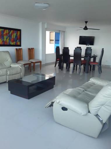 Vista al mar en Edificio Malecón Bocagrande