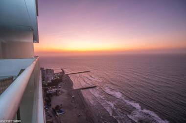 Spectacular 1BR with unbeatable view