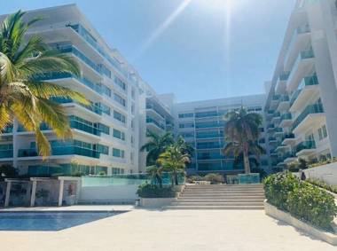 Edificio Morros 922 con acceso directo a playa 3 alcobas