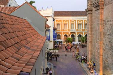 Casa San Pedro - Exclusive 3BR Colonial Apt in Centro Historico by Huespedia