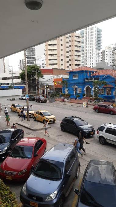 Apto Nacaela-Bocagrande cerca a la playa