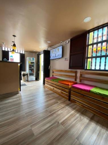 HABITACION DOBLE CL-8 CON BALCON EN GETSEMANI