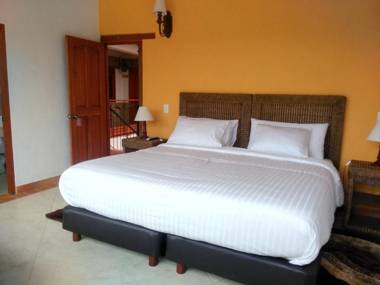 Hotel Campanario Real