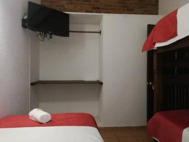 Aparta hotel el refugio de María (Cra 6A 7A-42)