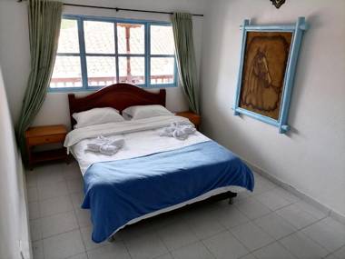 Hotel LAURELES de la Villa