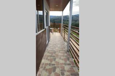 Magnifico Chalet de montaña full equipado Jacuzzi exterior ! Km 7 vía a Pesca