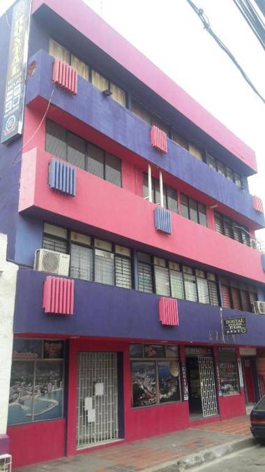 Hotel El Exito