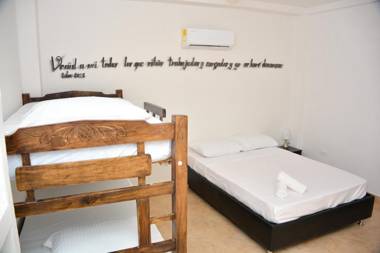 BASILICA HOSTAL Y CAFE