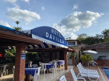 Hotel Campestre Davilejas