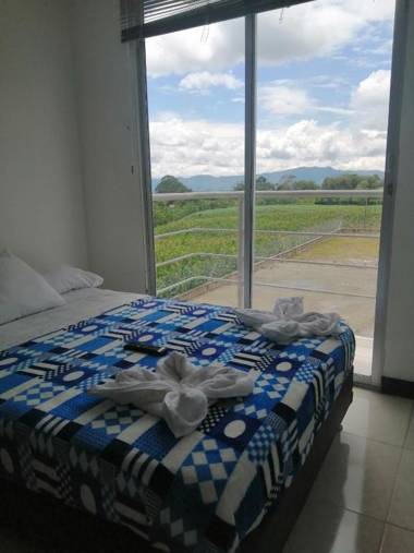 apartamento familiar a 3 km del parque del café