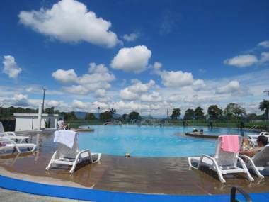 GUADUALES DEL CAFÉ B-409