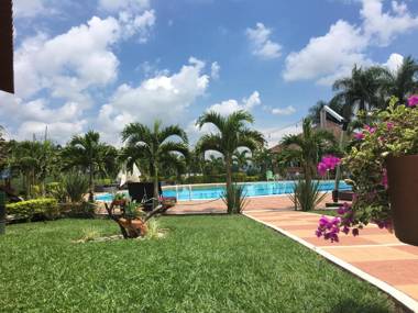 Finca Hotel Yerbabuena