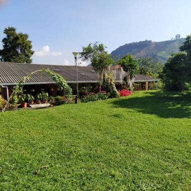 La Acuarela Posada de La Monita