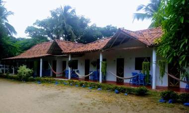 Cabañas San Sebastian Palomino Beach Hostel