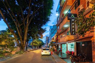 Ayenda Verony San Joaquin