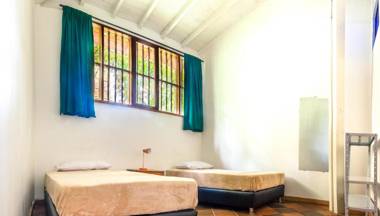 Yolo Hostel Medellin