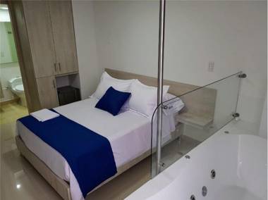 Hotel Laureles Plaza