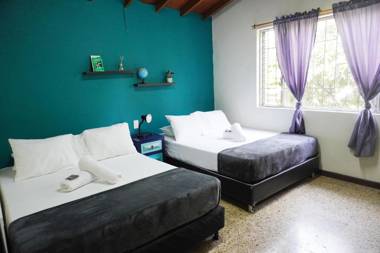 Buntes House-Casa Hotel Laureles-Estadio