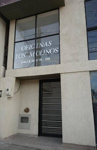Edificio Oficinas Los Molinos Calle 30 # 81 - 158