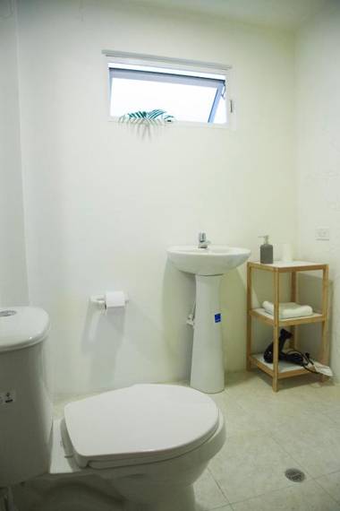 Home Aris Apartments 201