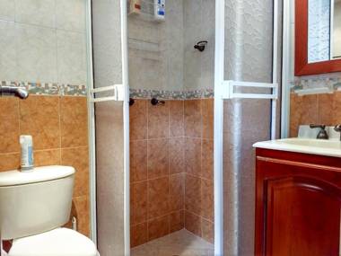 Bueno Bonito Barato y cerca a El Poblado