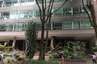 Apartament in the center of the action. Poblado