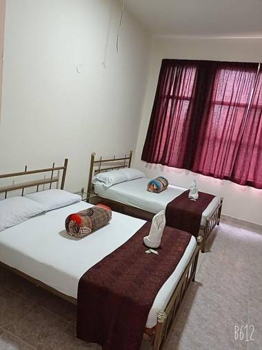 HOTEL CALLE REAL SUITE