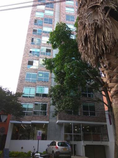 Beautiful & Comfortable Apartment in LAURELES