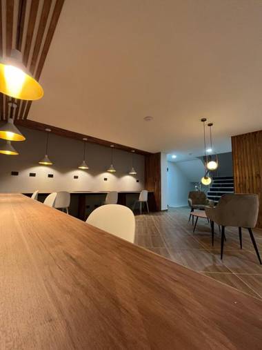 HOTEL CALIFORNIA CITY