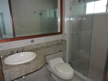 Casa Campestre El Peñon 5 Habitaciones