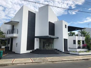 Casa Girardot Condominio El peñon 5 Habitaciones.
