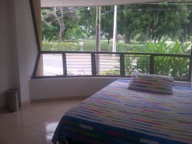 HERMOSA CASAQUINTA FAMILIAR EL PEÑON - Piscina Privada - Campo de Golf - Condominio Campestre